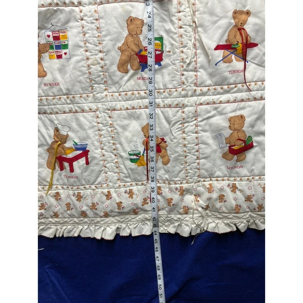 Vintage Grandmacore Baby Unbranded Days of the Week Teddy Bear Quilt 41x41 White